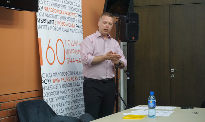 dr. Urkom Aleksander